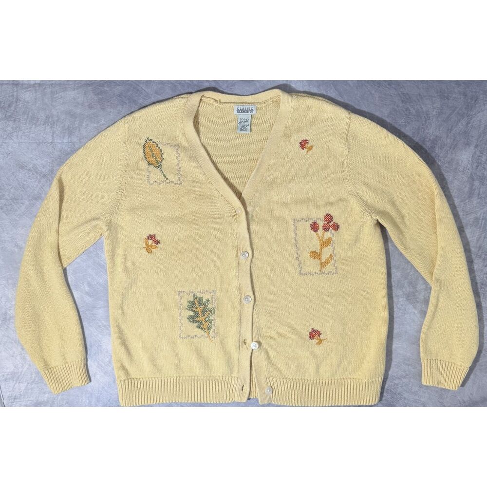 Classic Elements L Beige Embroidered Cardigan
